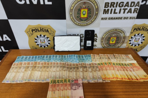Brigada Militar e Polícia Civil apreendem mais de 1kg de cocaína em Crissiumal