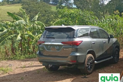 Caminhonete furtada na cidade de Colorado RS foi recuperada pela Brigada Militar em Crissiumal