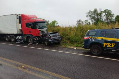 Colisão frontal na BR-285 deixa três mortos em Caibaté