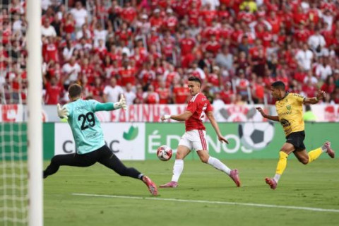 Sem dificuldades, Inter volta a golear o Ypiranga e está na final do Gauchão