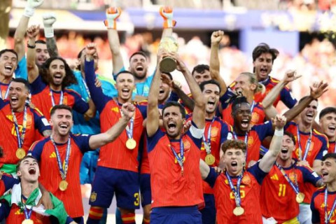 Espanha vence a Argentina e conquista o bicampeonato da Copa do Mundo