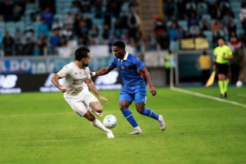 Grêmio leva susto, mas vence a Chapecoense de virada e respira no Brasileirão antes do Gre-Nal 454