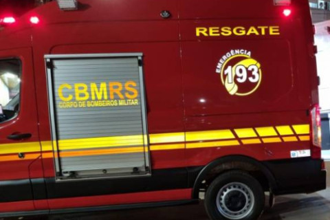 Acidente entre carro e moto deixa três feridos em Nova Candelária