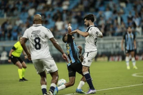 Grêmio fica no empate com o Remo na Arena e deixa de avançar na tabela do Brasileirão