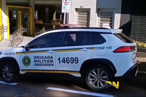 Criminosos rendem família durante a madrugada e roubam ótica no Centro de Panambi