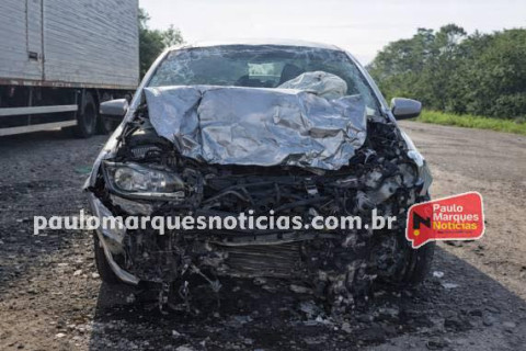 Colisão entre carro e caminhão deixa um ferido na RS-210 em Boa Vista do Buricá