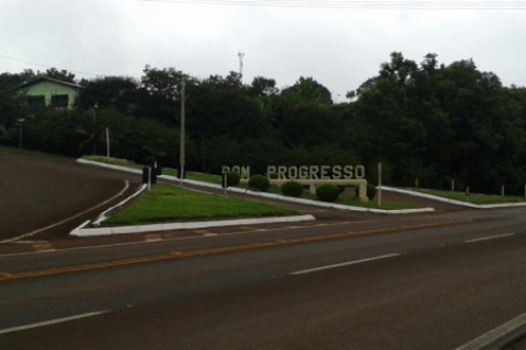 Homem é morto e filho fica gravemente ferido em ataque a tiros em Bom Progresso